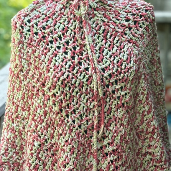 Vintage 70s Crocheted Poncho - Picture 3 of 5